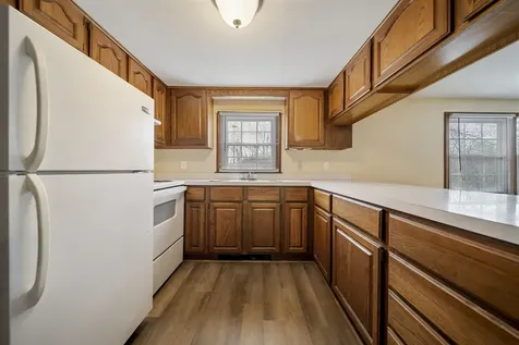 212 West Main Street Hillsborough NH 03244