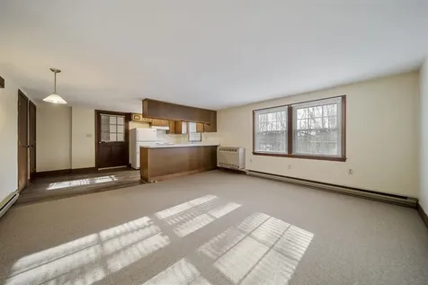 212 West Main Street Hillsborough NH 03244