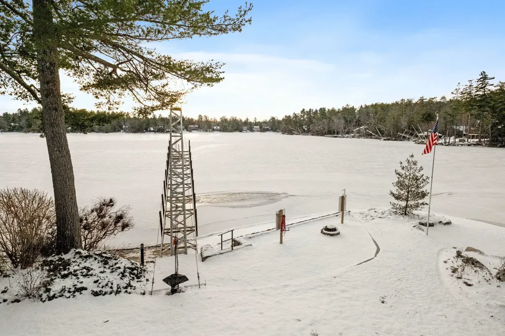 214 Krainewood Drive Moultonborough NH 03254