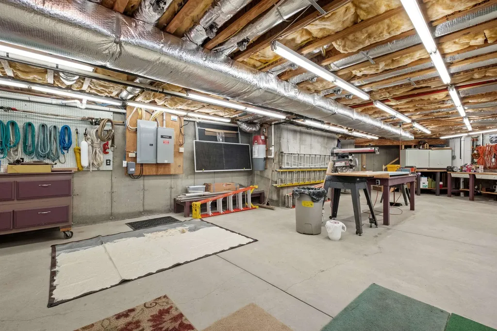 214 Krainewood Drive Moultonborough NH 03254