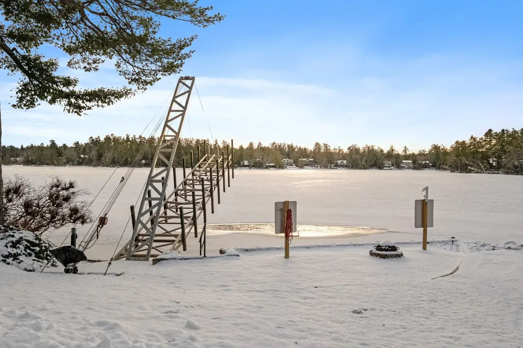 214 Krainewood Drive Moultonborough NH 03254