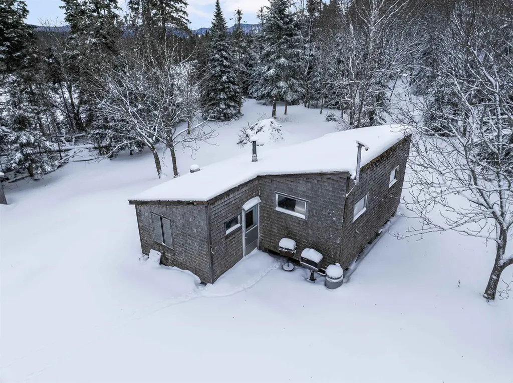 242 Noyes Road Stewartstown NH 03576