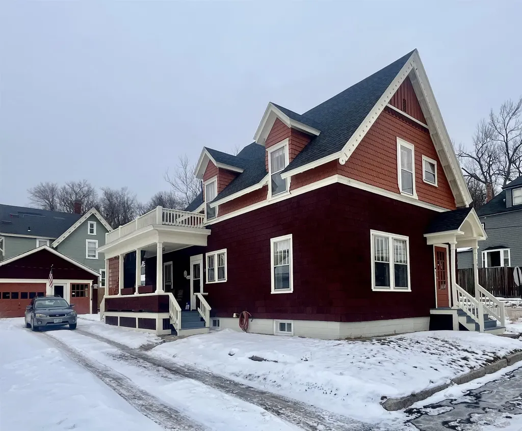 263 School Street Berlin NH 03570