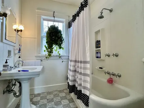 263 School Street Berlin NH 03570