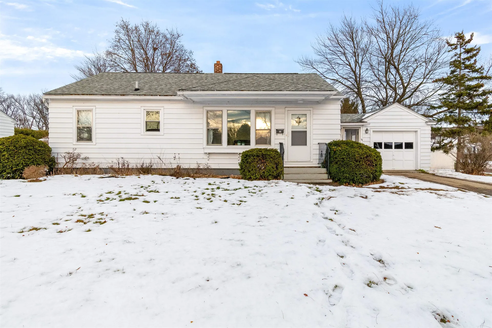 44 Edgemoor Drive Burlington VT 05408