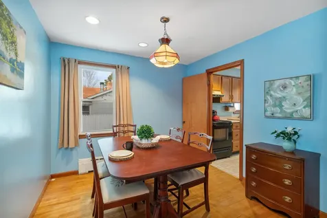 44 Edgemoor Drive Burlington VT 05408