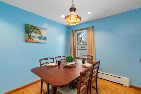 44 Edgemoor Drive Burlington VT 05408