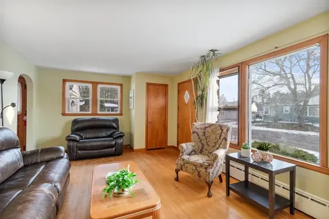 44 Edgemoor Drive Burlington VT 05408