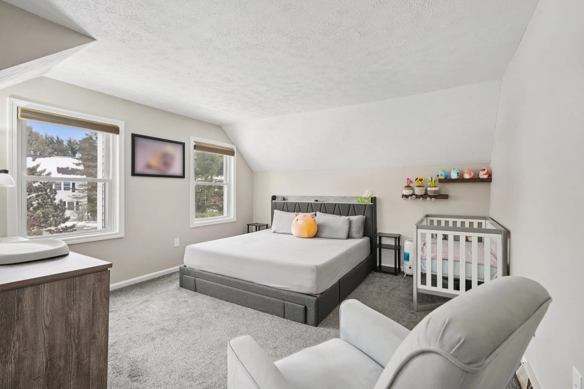 16 Cadogan Way Nashua NH 03062