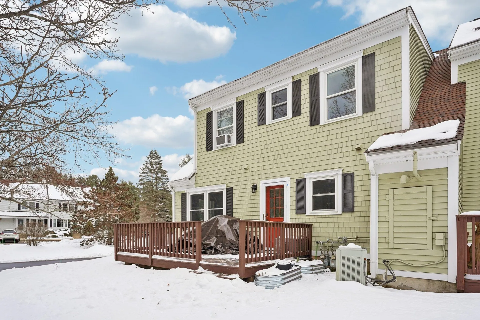 16 Cadogan Way Nashua NH 03062
