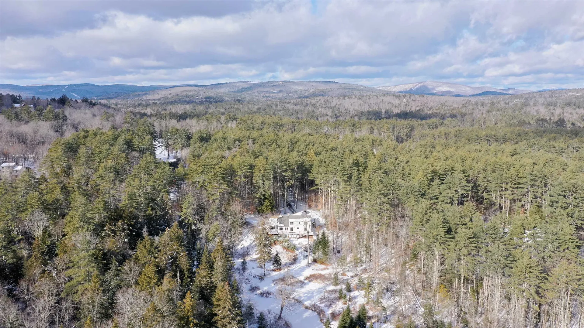 14 Fox Run Road Wilmot NH 03287