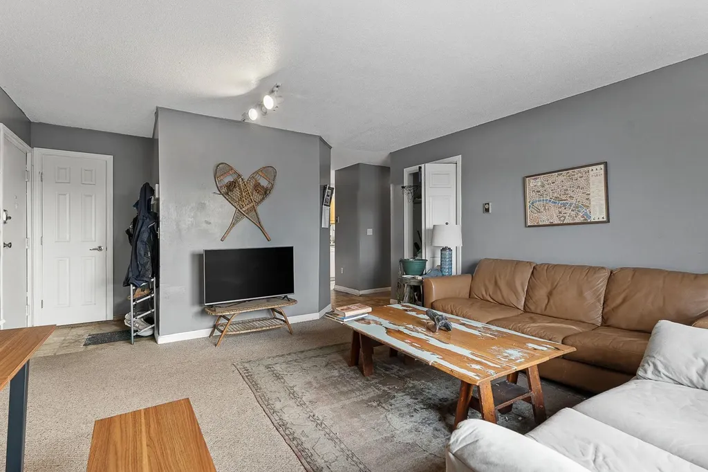 349 Pearl Street Burlington VT 05401