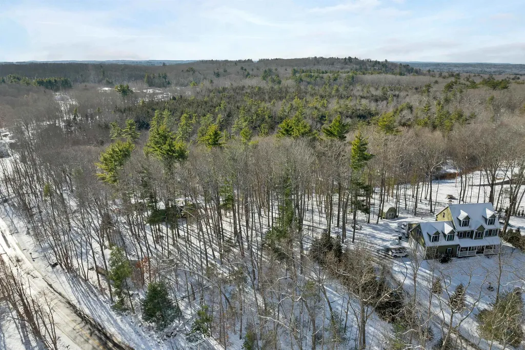 14 Lovell Road Stratham NH 03885