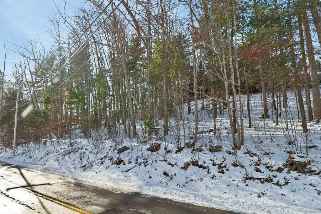 14 Lovell Road Stratham NH 03885