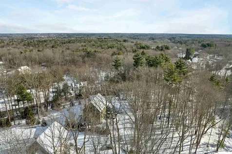 14 Lovell Road Stratham NH 03885