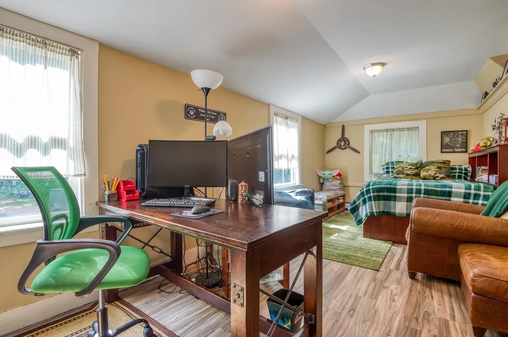 49 Neighbors Row Conway NH 03860