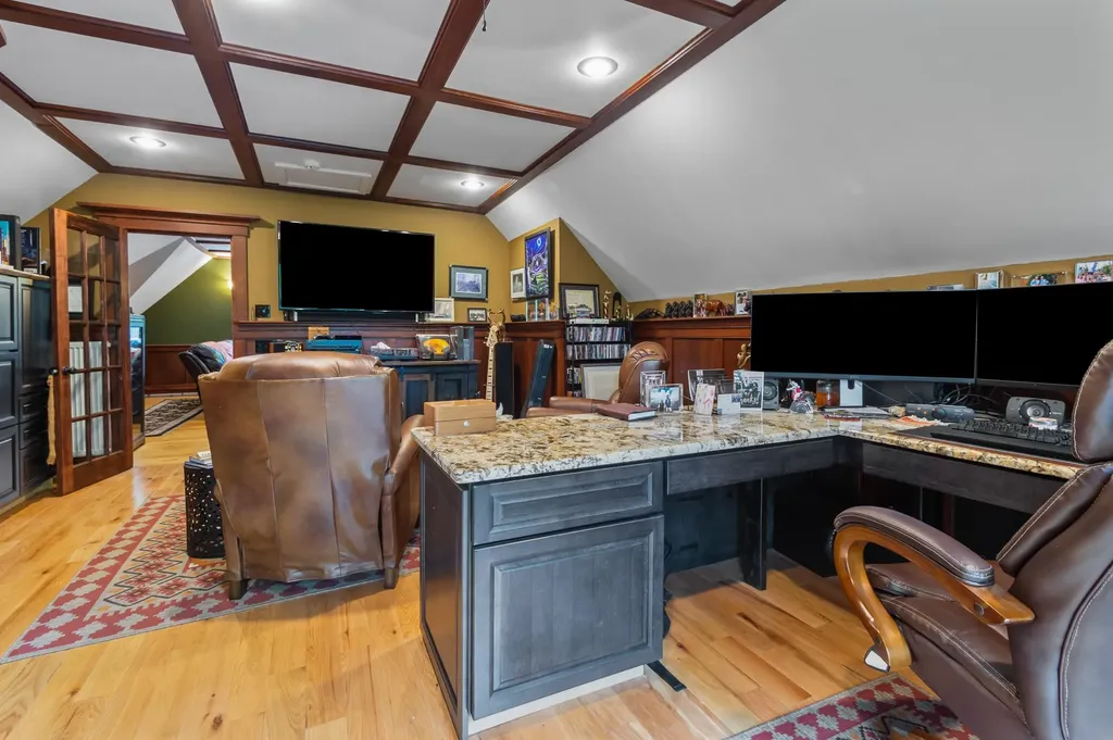 49 Neighbors Row Conway NH 03860