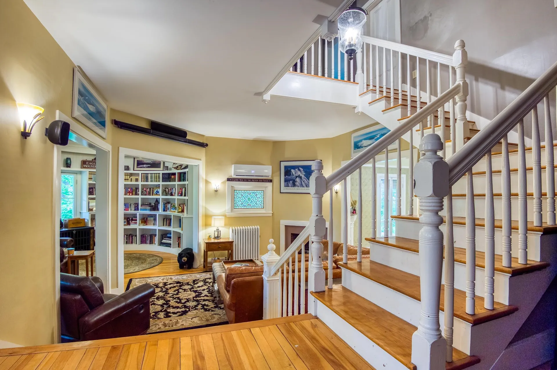 49 Neighbors Row Conway NH 03860