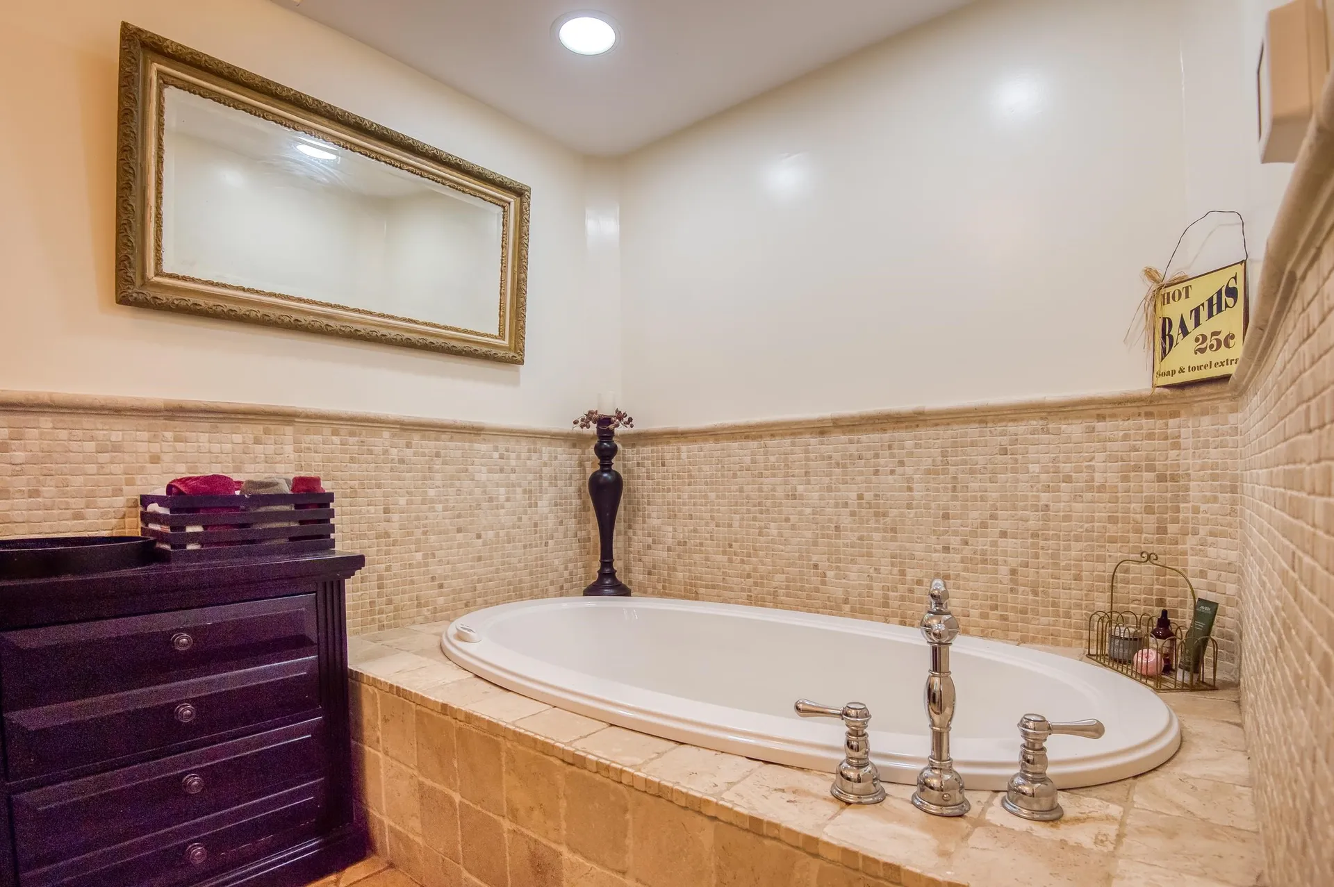 49 Neighbors Row Conway NH 03860