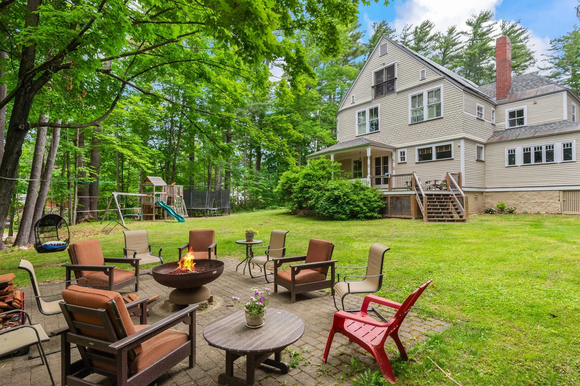 49 Neighbors Row Conway NH 03860