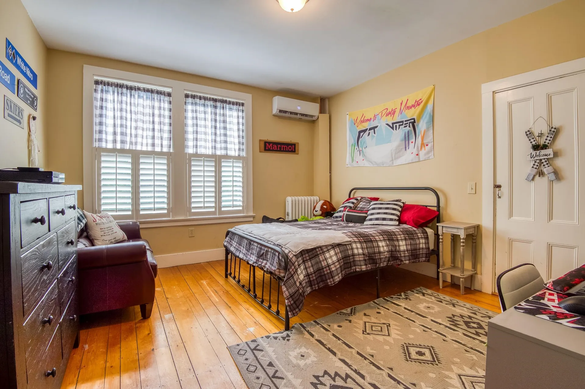 49 Neighbors Row Conway NH 03860