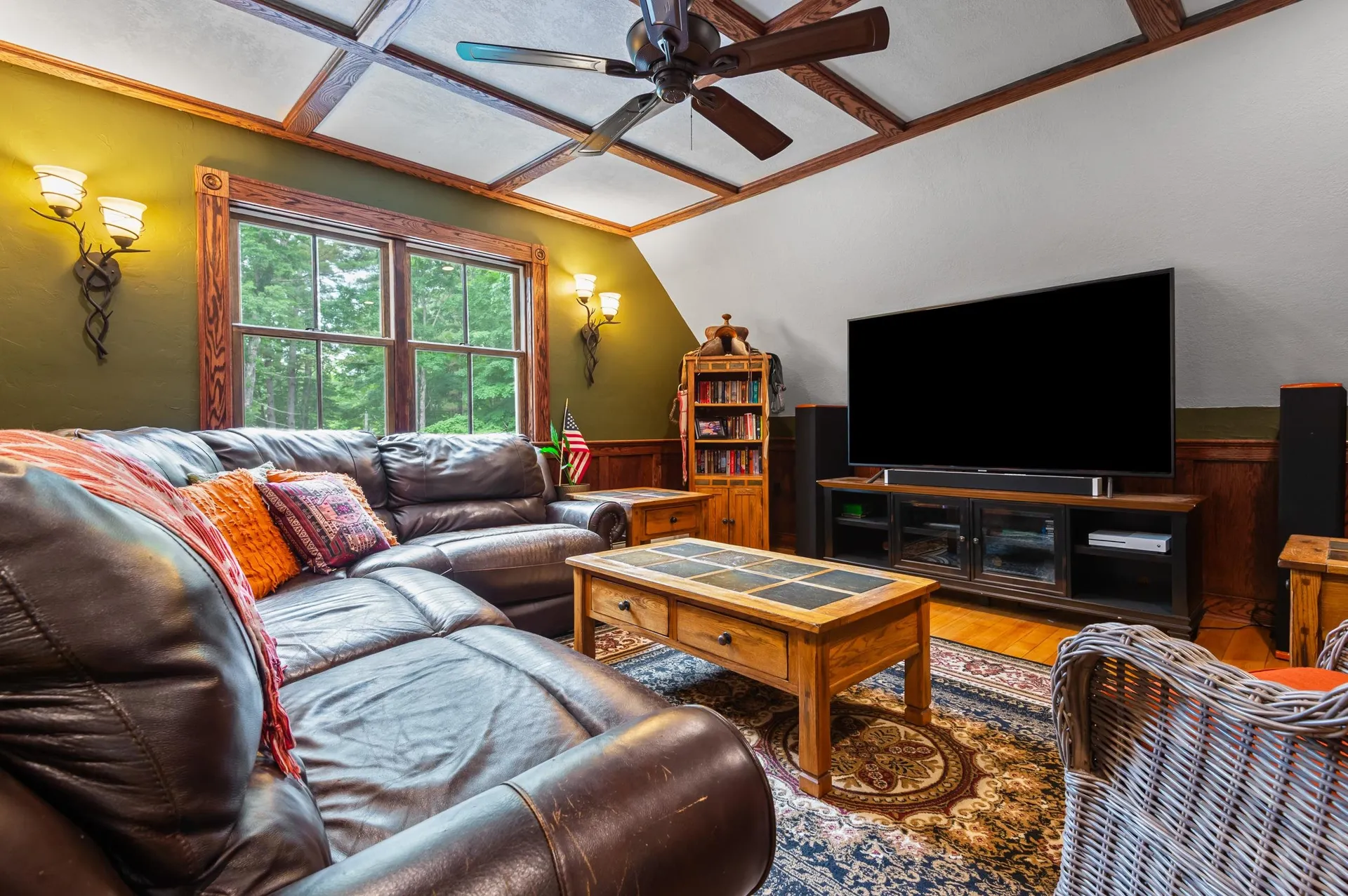 49 Neighbors Row Conway NH 03860