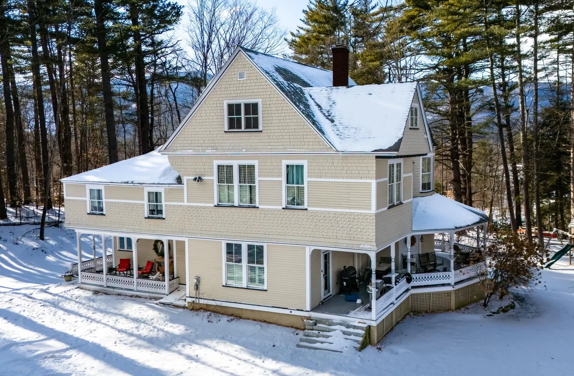49 Neighbors Row Conway NH 03860