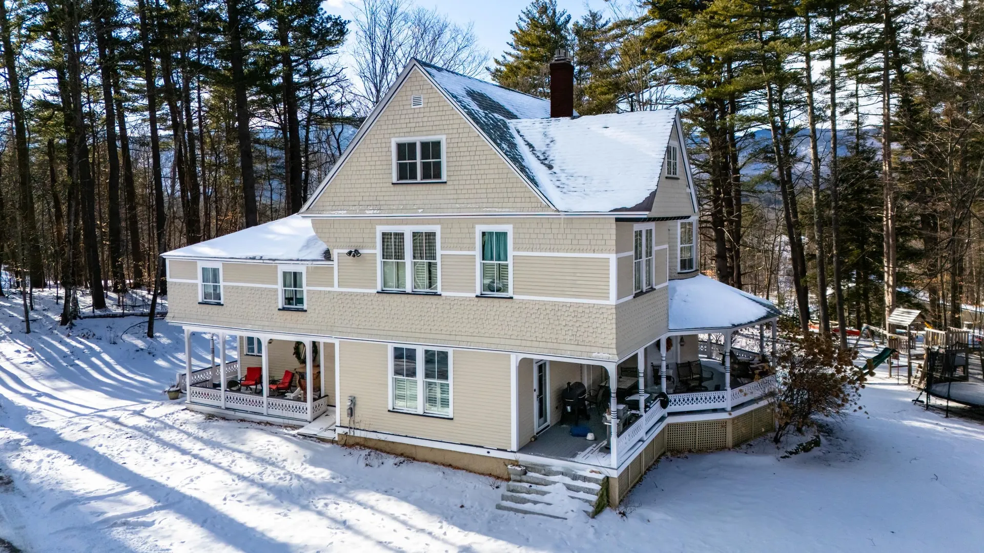 49 Neighbors Row Conway NH 03860