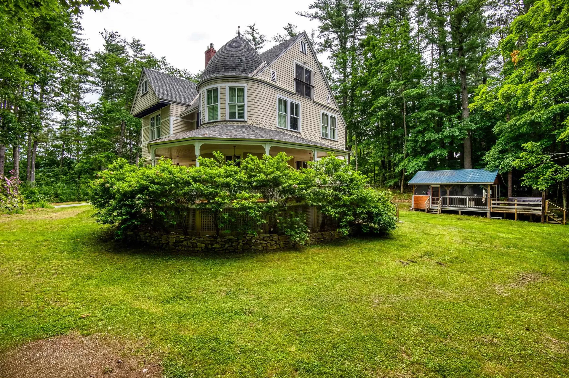 49 Neighbors Row Conway NH 03860