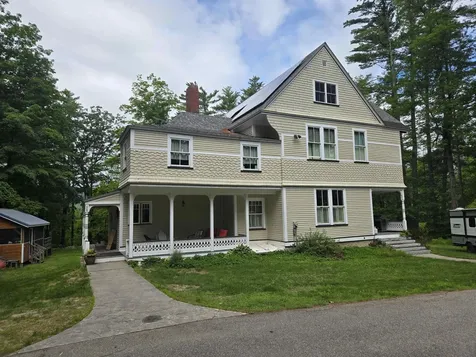 49 Neighbors Row Conway NH 03860