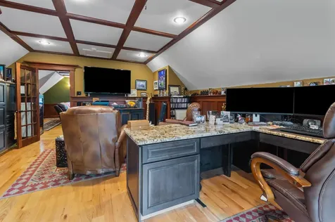 49 Neighbors Row Conway NH 03860