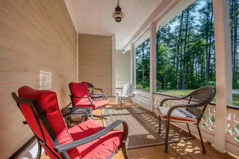 49 Neighbors Row Conway NH 03860