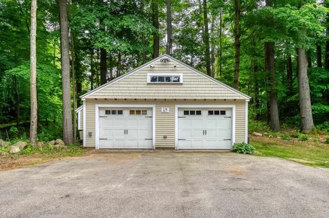 49 Neighbors Row Conway NH 03860