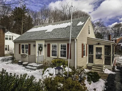 12 Chandler Way Dover NH 03820