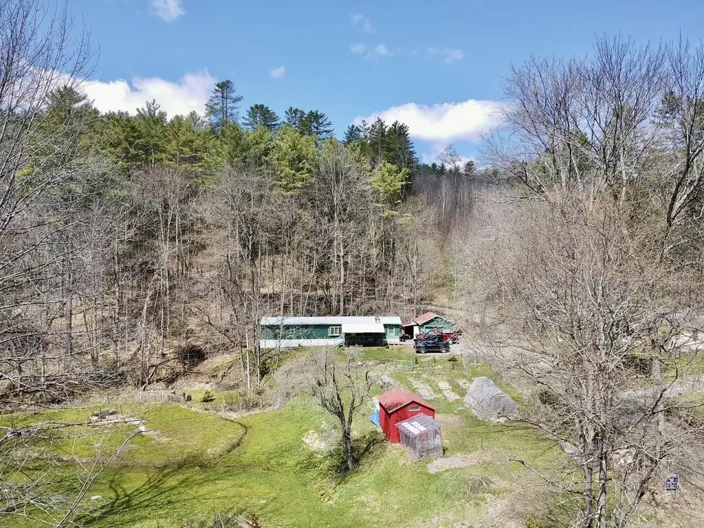 39 Ravenwood Road West Fairlee VT 05083