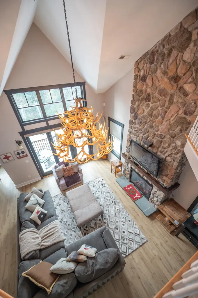 15B Boulder Ridge Drive Dover VT 05356