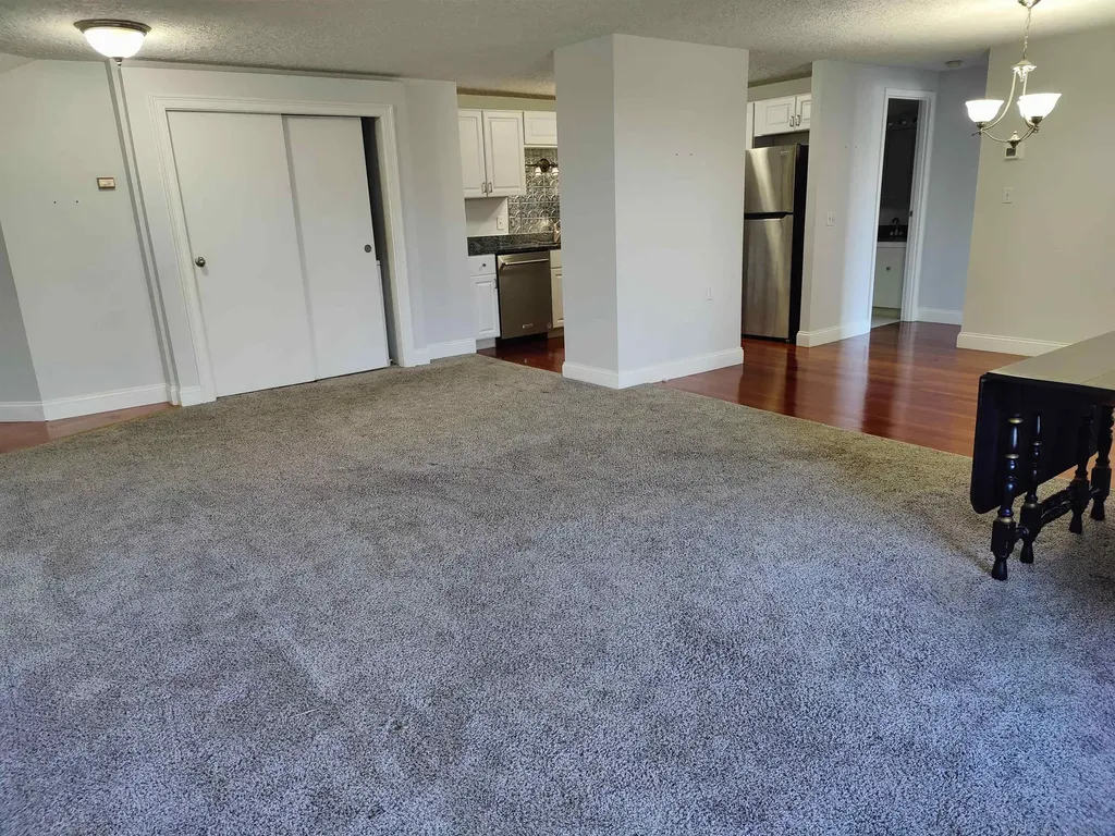 55 River Road Manchester NH 03104