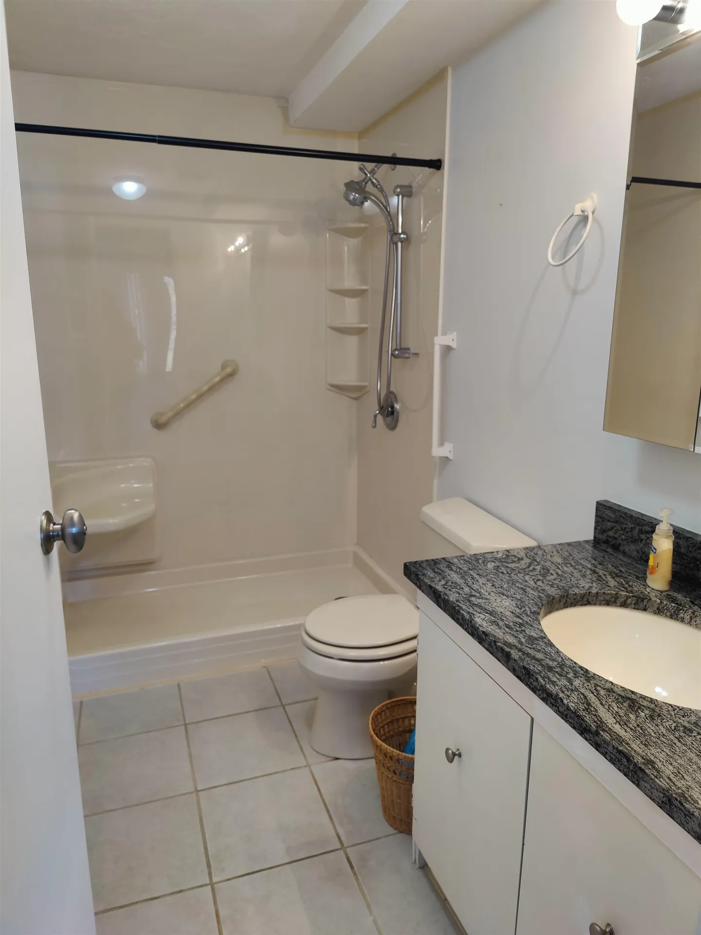 55 River Road Manchester NH 03104