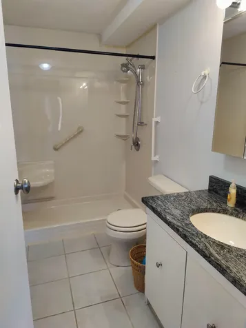 55 River Road Manchester NH 03104