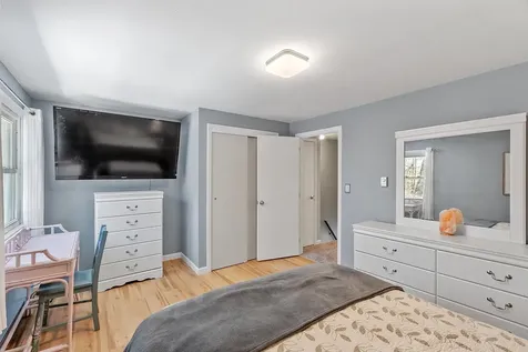 25 Hampton Road Exeter NH 03833