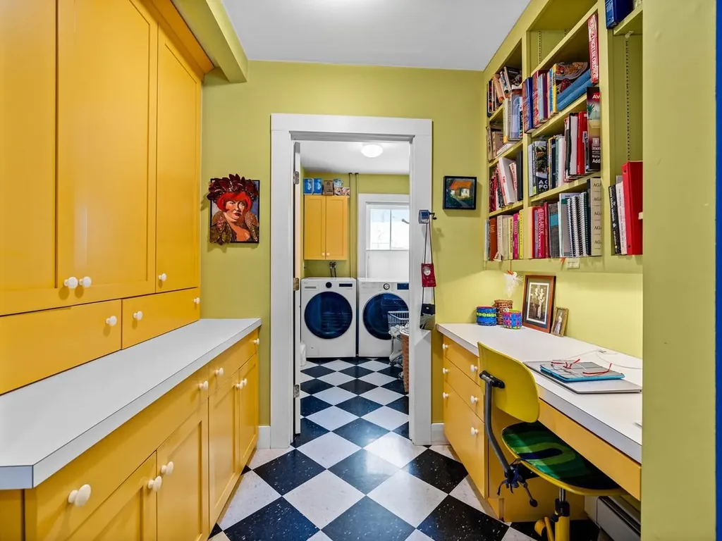 27 Loomis Street Montpelier VT 05602