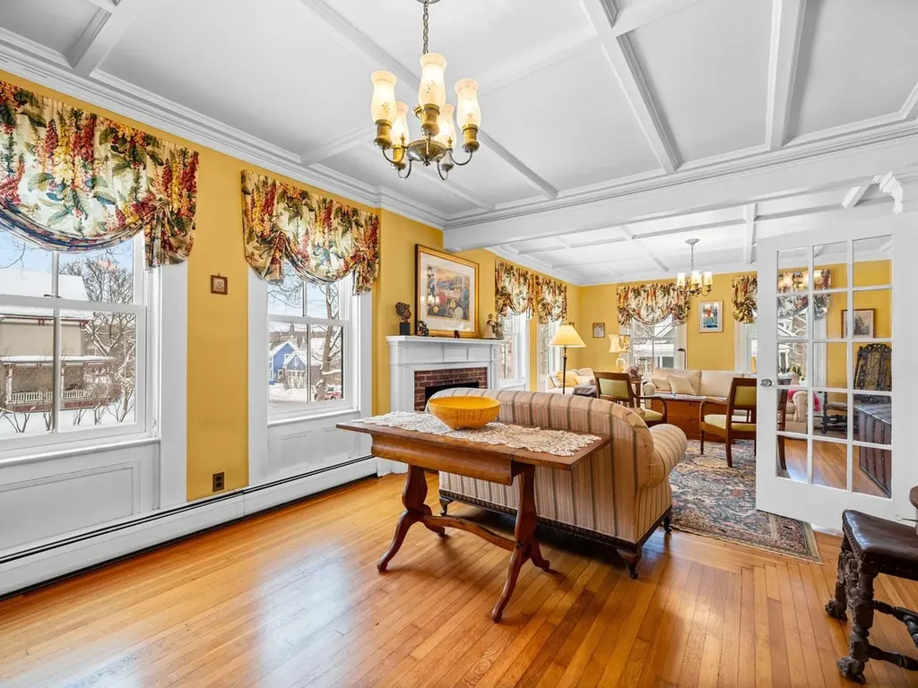 27 Loomis Street Montpelier VT 05602