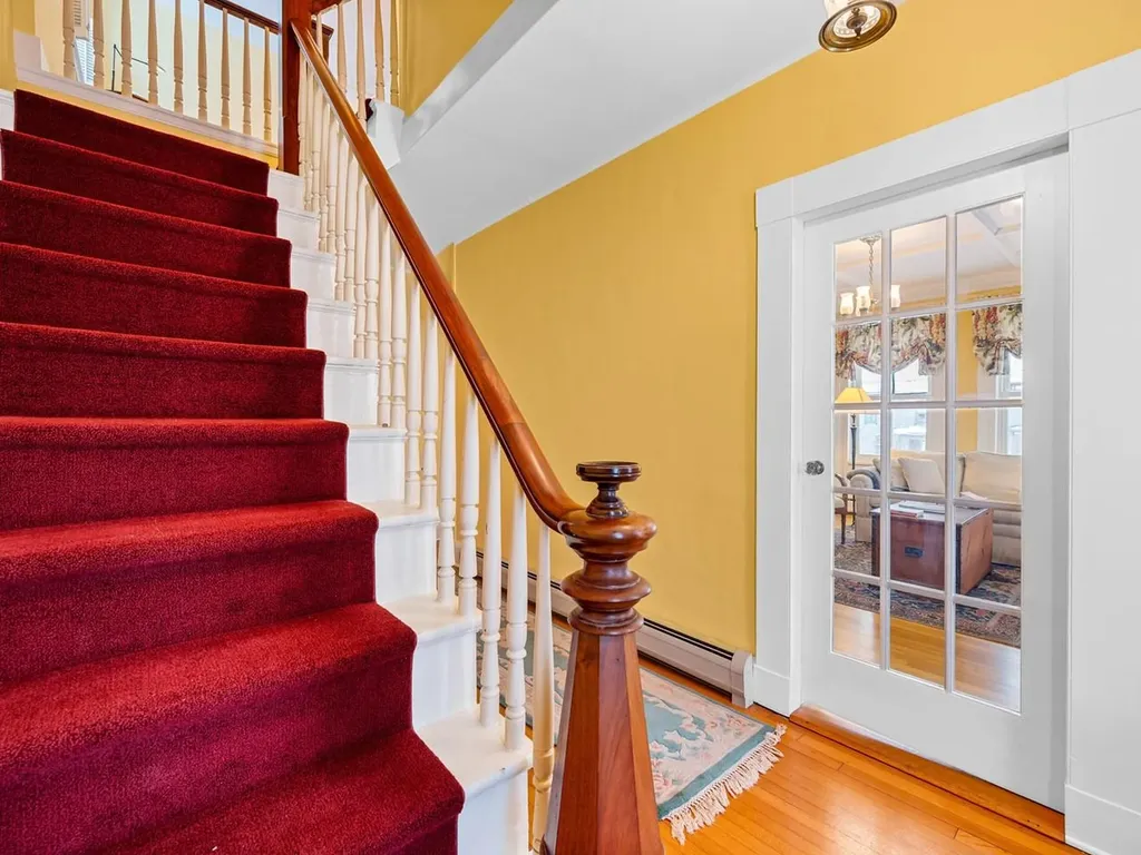 27 Loomis Street Montpelier VT 05602