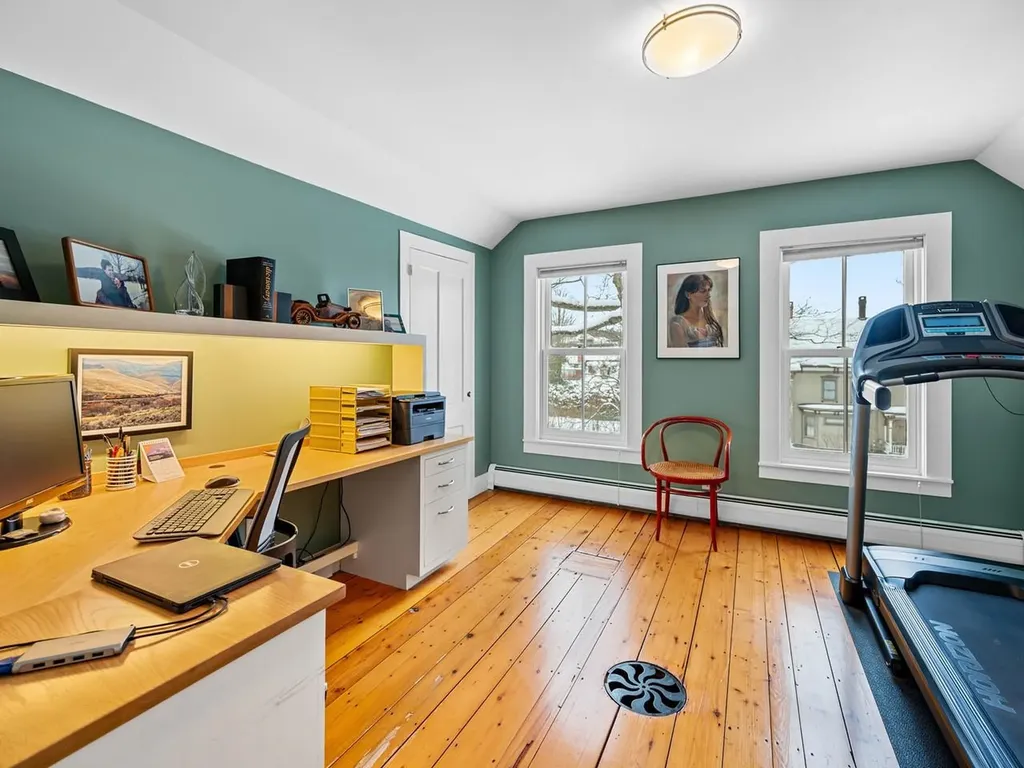 27 Loomis Street Montpelier VT 05602