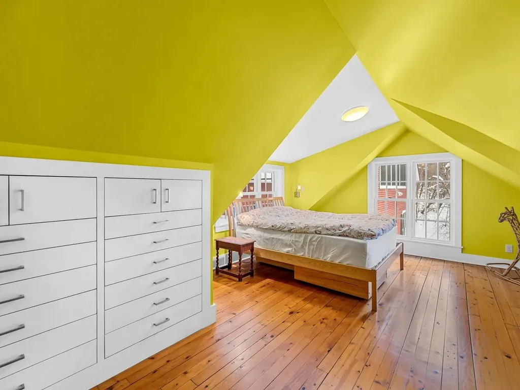 27 Loomis Street Montpelier VT 05602