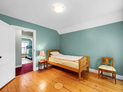 27 Loomis Street Montpelier VT 05602