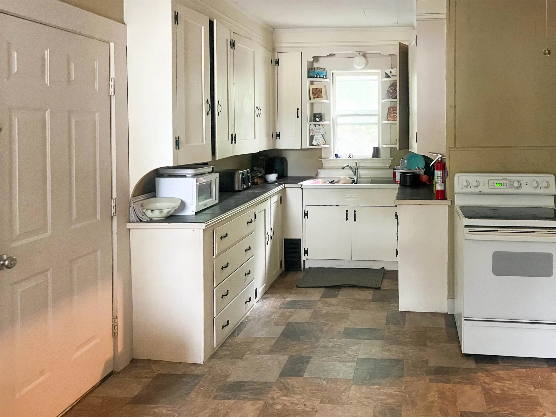 789 Railroad Street St. Johnsbury VT 05819