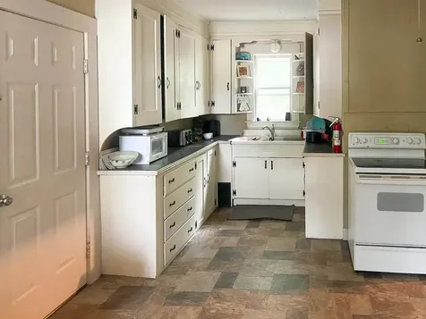 789 Railroad Street St. Johnsbury VT 05819