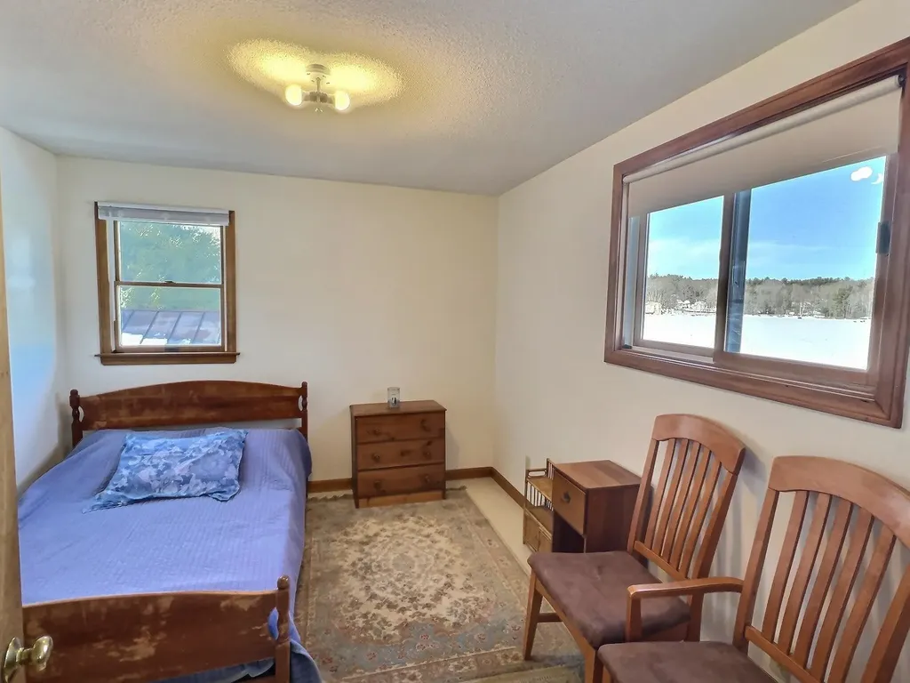 16 Sunnyside Terrace Sunapee NH 03782