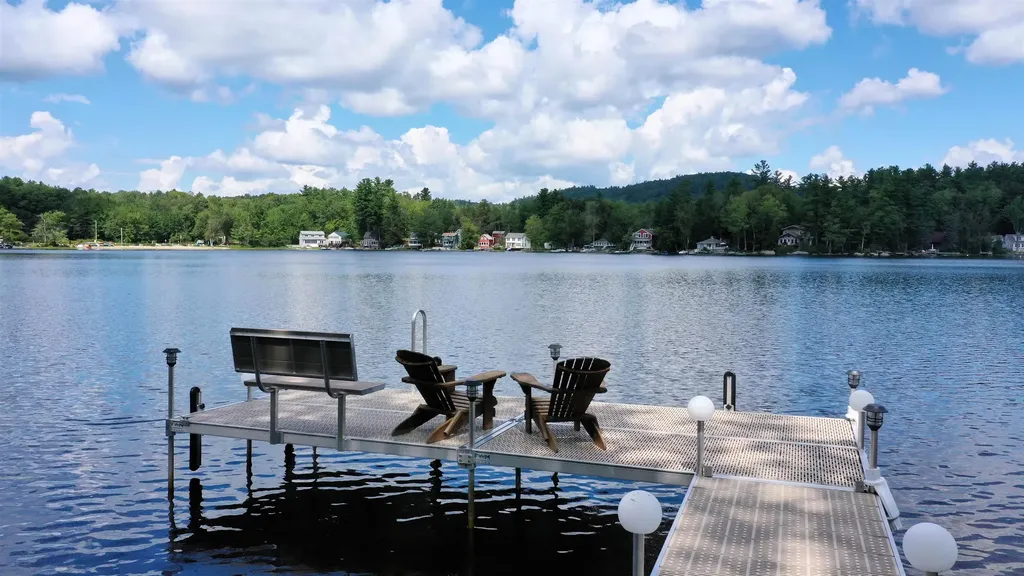 16 Sunnyside Terrace Sunapee NH 03782